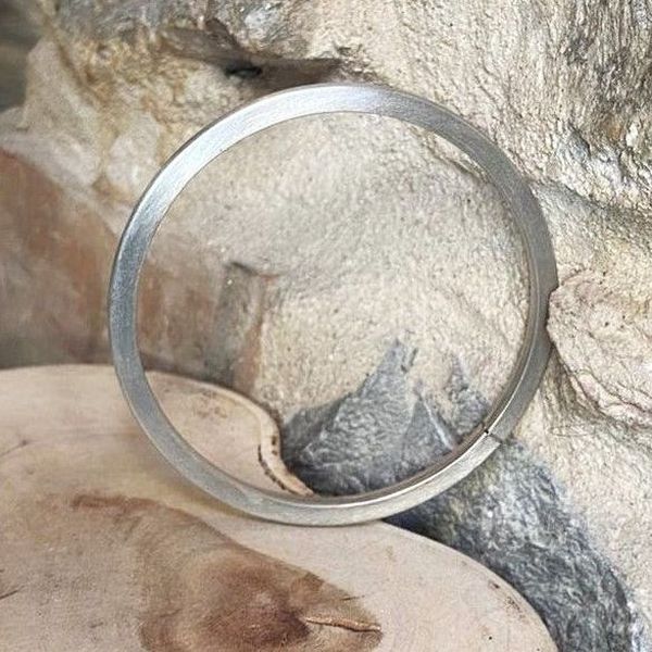 4. Rigid square tube bracelet silver grey BRASS Workshop 24br22