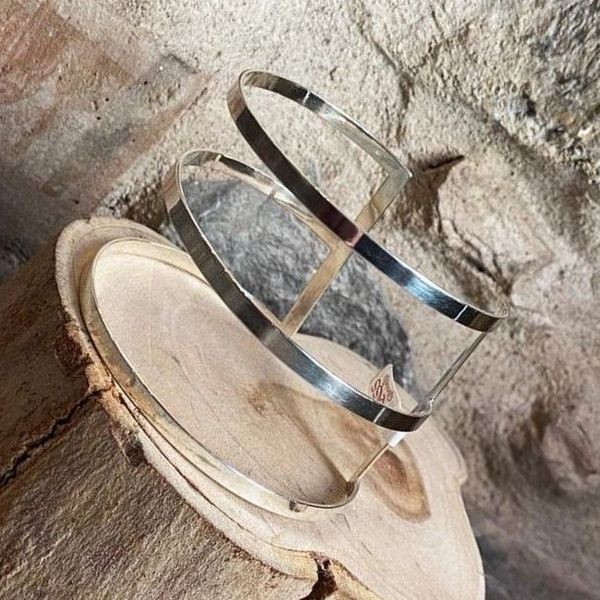 2. Tris slave bracelet silver grey BRASS Workshop 24br21