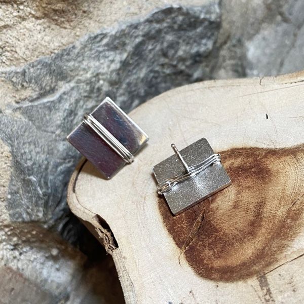 2. Orecchini quadri filo grigio argento BRASS Workshop 24or46