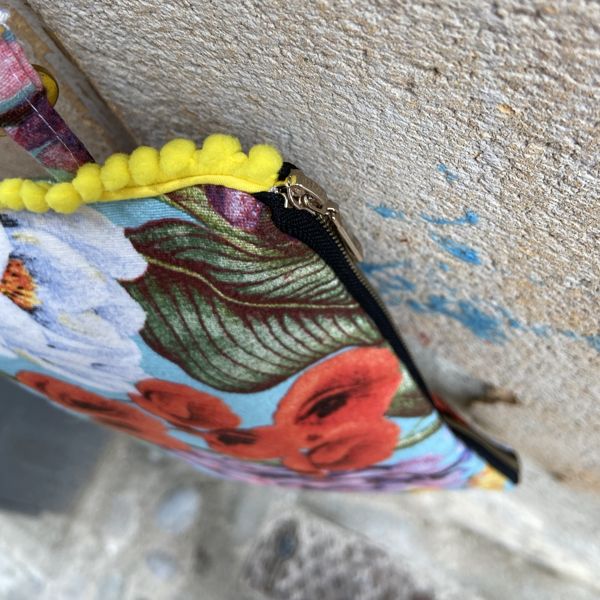 3. Flowers pochette yellow BRASS Workshop ps01