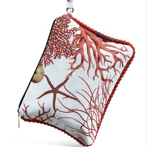 3. Seabed pochette red