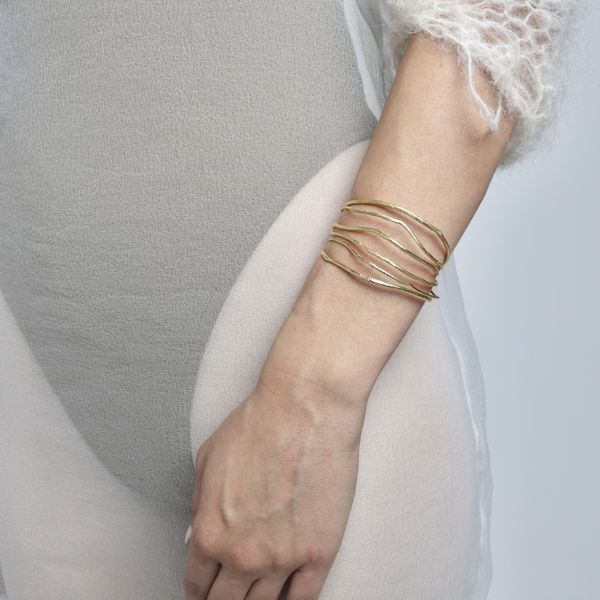 2. Simple twig bracelet gold KALLIOPE Handmade Jewelry gb1626b