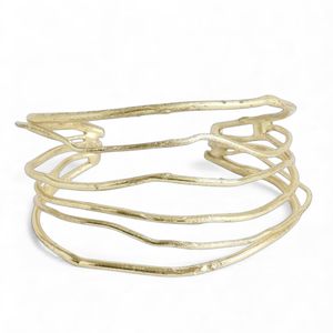 3. Simple twig bracelet gold