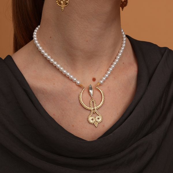 2. Hera single necklace white KALLIOPE Handmade Jewelry gk1735a