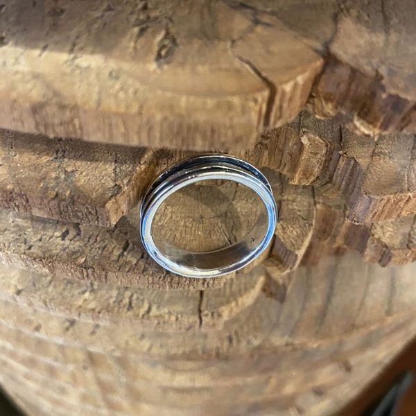 1. Anello spinner puntinato brunito BRASS Workshop 24an31