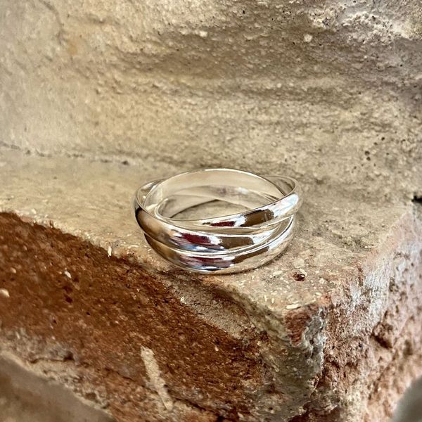 1. Trinity ring Silver grey BRASS Workshop 24an43