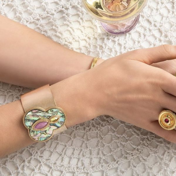 3. Bracciale rigido paua Mindoro Blue iridescente Satellite Paris oro22