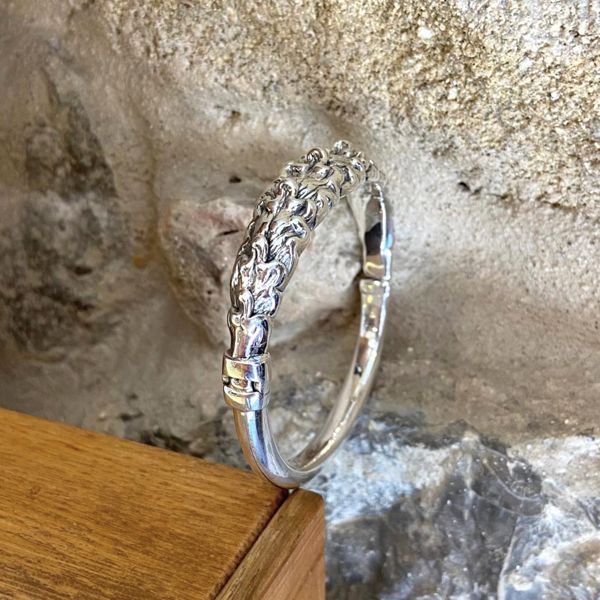 1. Rigid spring bracelet silver grey BRASS Workshop 24br59