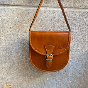 3. Mini shoulder bag brown