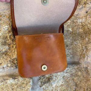 5. Small shoulder bag with flap brown BRASS Workshop ta-001