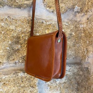 4. Small shoulder bag with flap brown BRASS Workshop ta-001