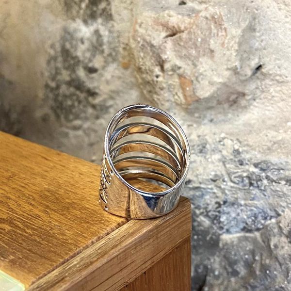 3. Symbol ring silver grey BRASS Workshop 24an66
