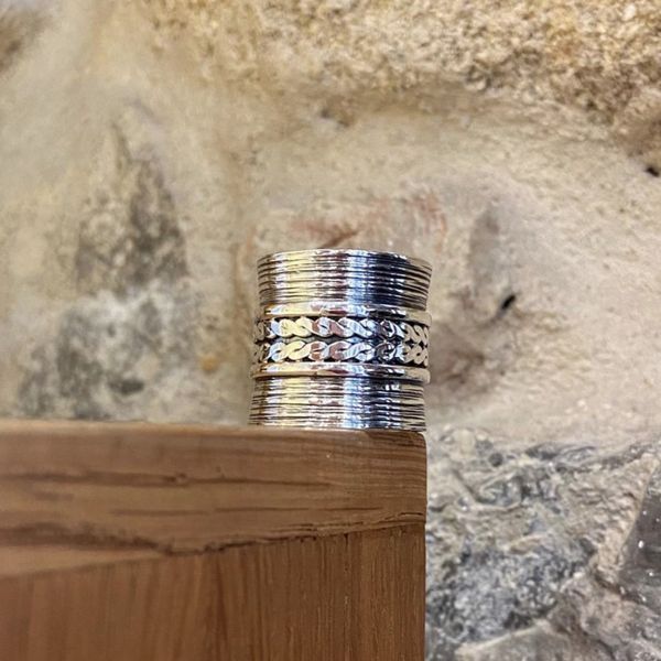 4. Striped band ring silver grey BRASS Workshop 24an70