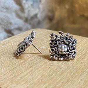 1. Medusa small earrings silver grey BRASS Workshop ormed1