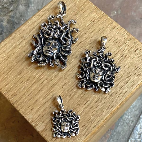 2. Face of Medusa pendant silver grey BRASS Workshop pemed