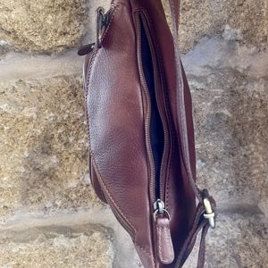 2. Leather bum bag Dark Brown