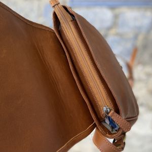 3. Shoulder messenger leather bag brown BRASS Workshop tr129