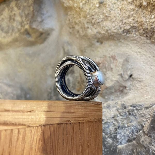 2. Tangle Ring burnished BRASS Workshop 24an72