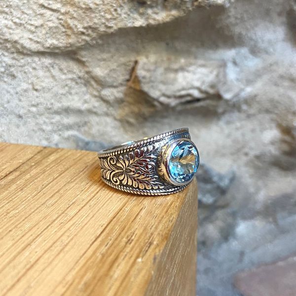 3. Round stone ring blue BRASS Workshop 24an73