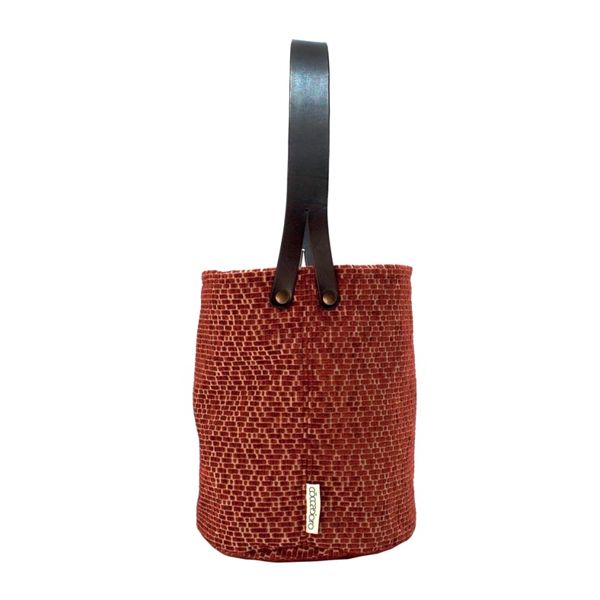 2. Cylindrical bag brick red COCCAD'ORO scarti d'autore rbrt05