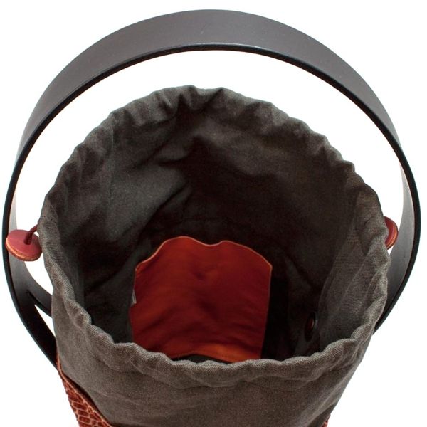 5. Cylindrical bag brick red COCCAD'ORO scarti d'autore rbrt05
