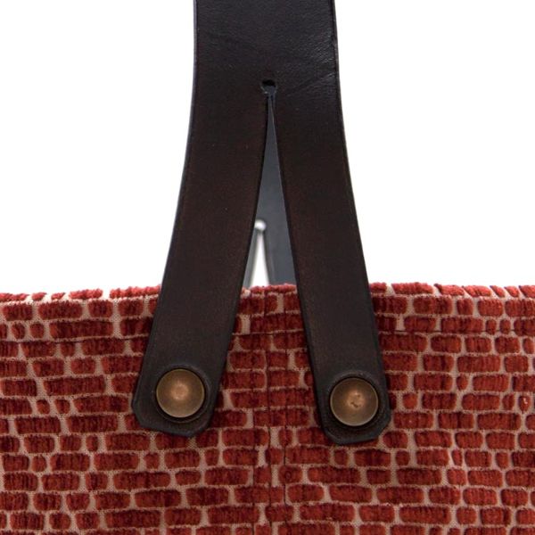 4. Cylindrical bag brick red COCCAD'ORO scarti d'autore rbrt05