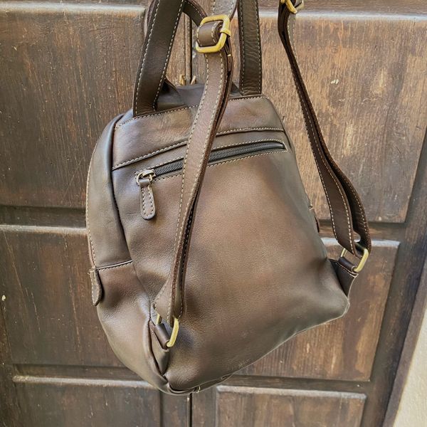 2. Medium handle backpack dark brown BRASS Workshop z846