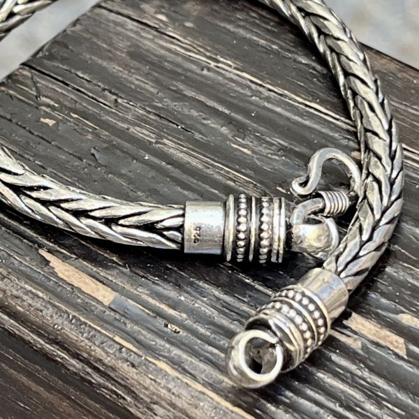 Bracciale Elastico Placcato Argento Equilibrium Con Quadrati Pastello | Gioiello Regalo Per Donne - 2