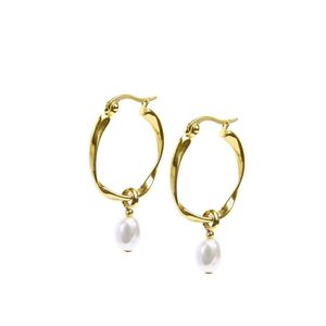 1. Twisted hoop earrings with pearl gold