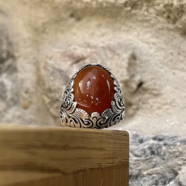 1. Baroque ring with stone Brown BRASS Workshop 24an76