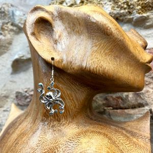 3. Octopus earrings mother of pearl paua silver grey BRASS Workshop 25or20