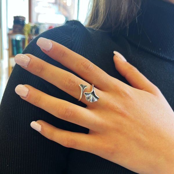 1. Ginkgo Leaf Ring silver grey BRASS Workshop 25an10