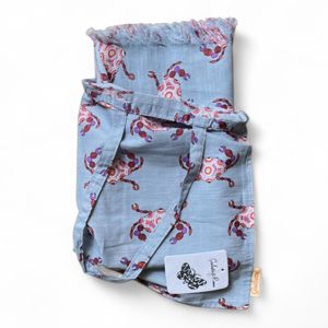 1. Crab pareo Grey