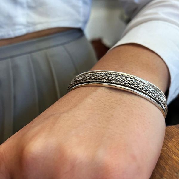 1. Bracciale rigido aperto grigio argento BRASS Workshop 25br05