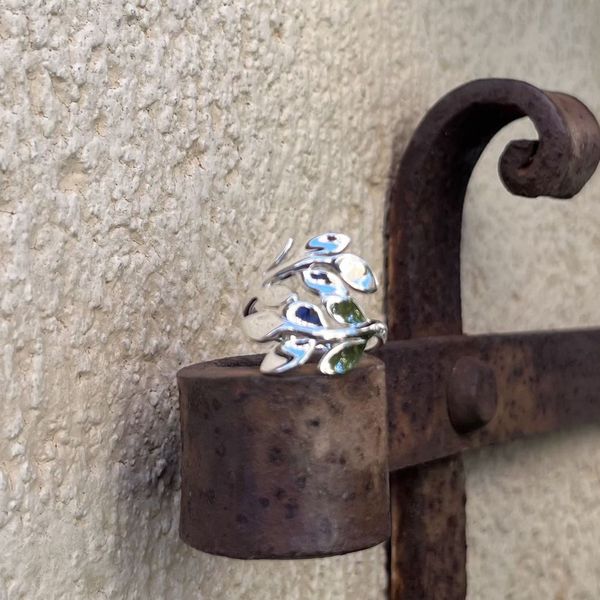 2. Leaf ring silver grey BRASS Workshop 25an15