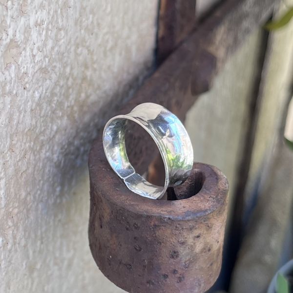 3. Concave band ring silver grey BRASS Workshop 25an18