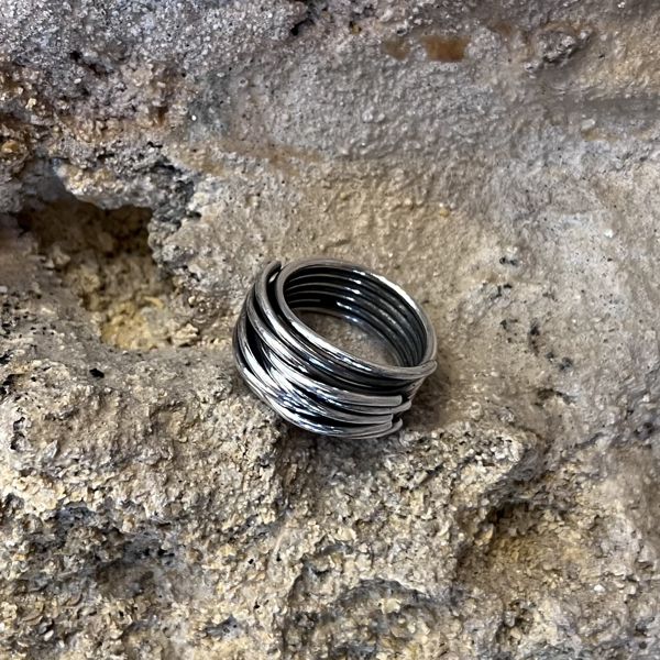 2. Fringe ring silver grey BRASS Workshop 25an19