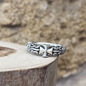 2. Celtic Cross Ring silver grey BRASS Workshop 25an21