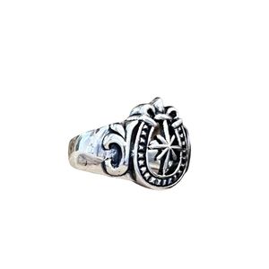 1. Coat of arms ring silver grey BRASS Workshop 25an23