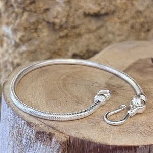 1. 3mm snake bracelet silver grey BRASS Workshop snake07