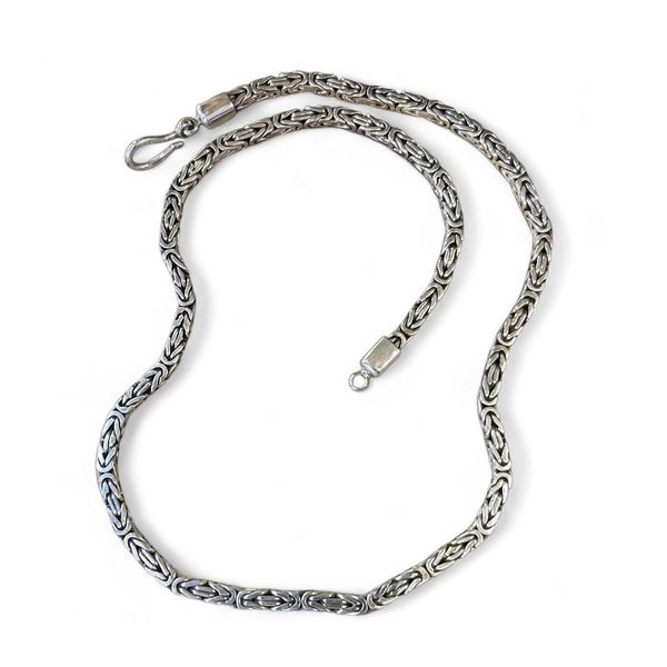 1. Byzantine square necklace silver gray BRASS Workshop 25co02