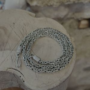 2. Byzantine square necklace silver gray BRASS Workshop 25co02