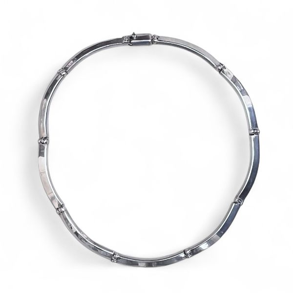 1. Semi-rigid modular collar silver gray BRASS Workshop 25co09