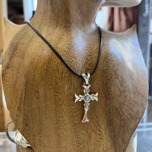 2. Croce celtica grigio argento BRASS Workshop 25pe24