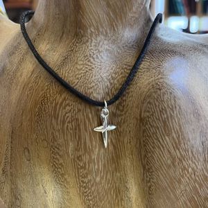 1. Mini Pendant Cross silver grey BRASS Workshop 25pe32