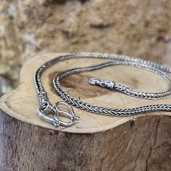 2. Square bezel necklace silver gray BRASS Workshop 25co05