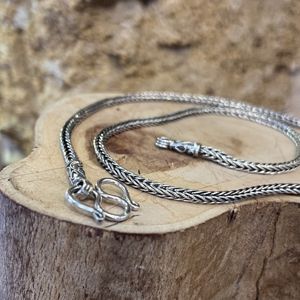 2. Square bezel necklace silver gray