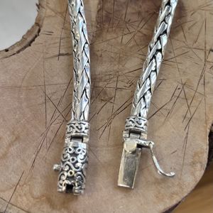 2. Bracciale castom grigio argento