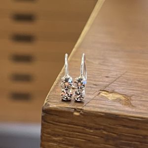 2. Crystal Earcuff silver gray
