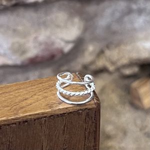 3. Earcuff torchon grigio argento